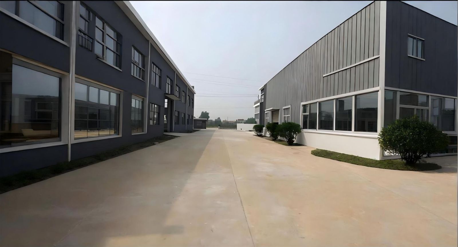 Factory production line sewing hooded blankets